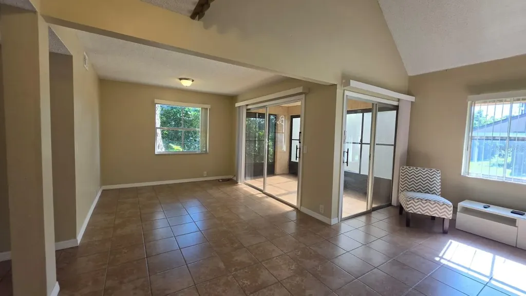 550 Windmeadows Street Altamonte Springs FL 32701