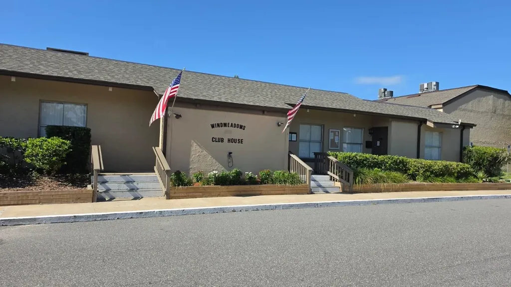 550 Windmeadows Street Altamonte Springs FL 32701