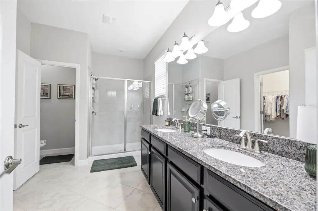 9927 Ivory Drive Ruskin FL 33573