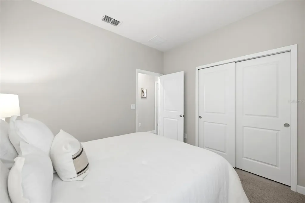 9927 Ivory Drive Ruskin FL 33573