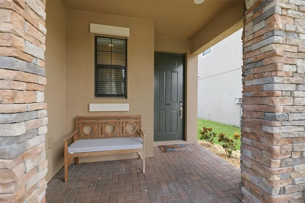 9927 Ivory Drive Ruskin FL 33573