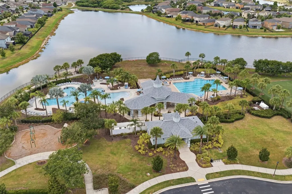 9927 Ivory Drive Ruskin FL 33573