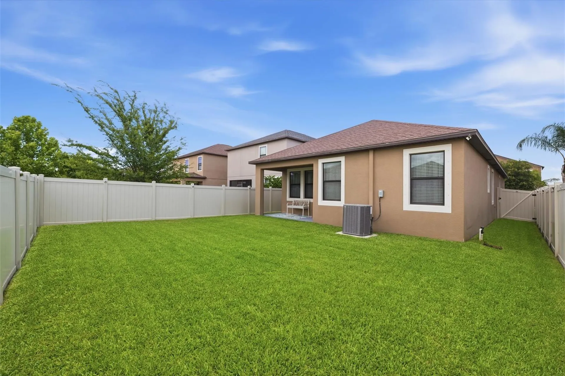 9927 Ivory Drive Ruskin FL 33573
