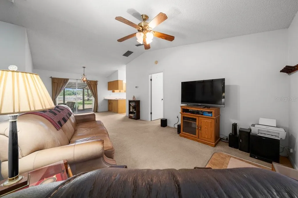 26550 Fishermans Road Paisley FL 32767