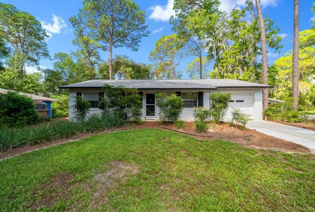 26550 Fishermans Road Paisley FL 32767