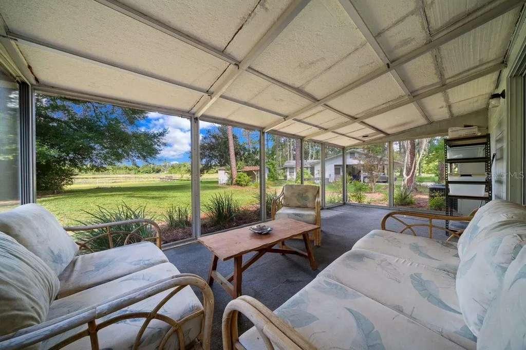 26550 Fishermans Road Paisley FL 32767