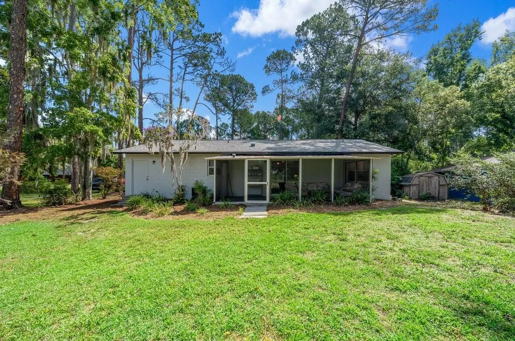 26550 Fishermans Road Paisley FL 32767