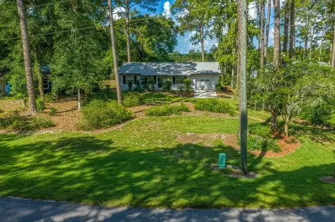26550 Fishermans Road Paisley FL 32767