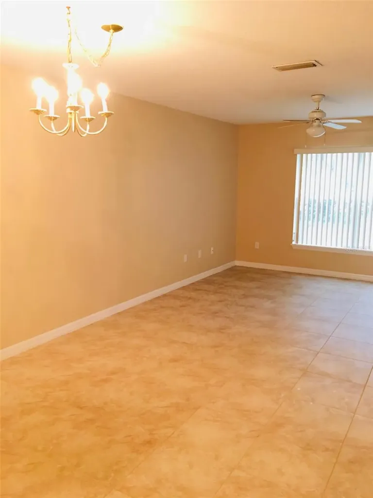 2764 Club Cortile Circle Kissimmee FL 34746