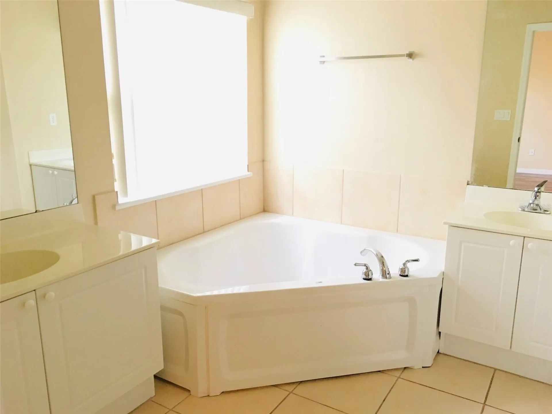 2764 Club Cortile Circle Kissimmee FL 34746