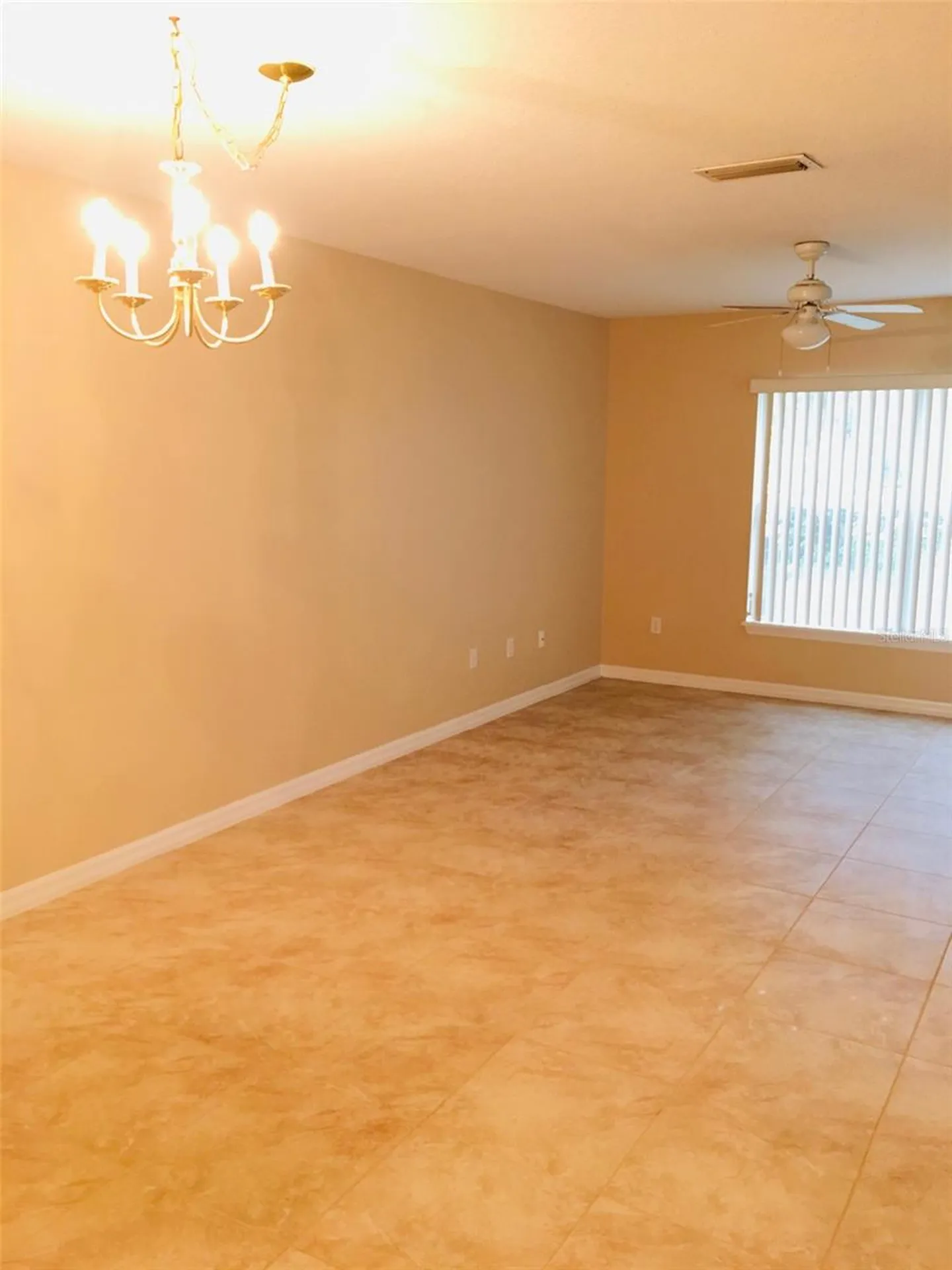 2764 Club Cortile Circle Kissimmee FL 34746