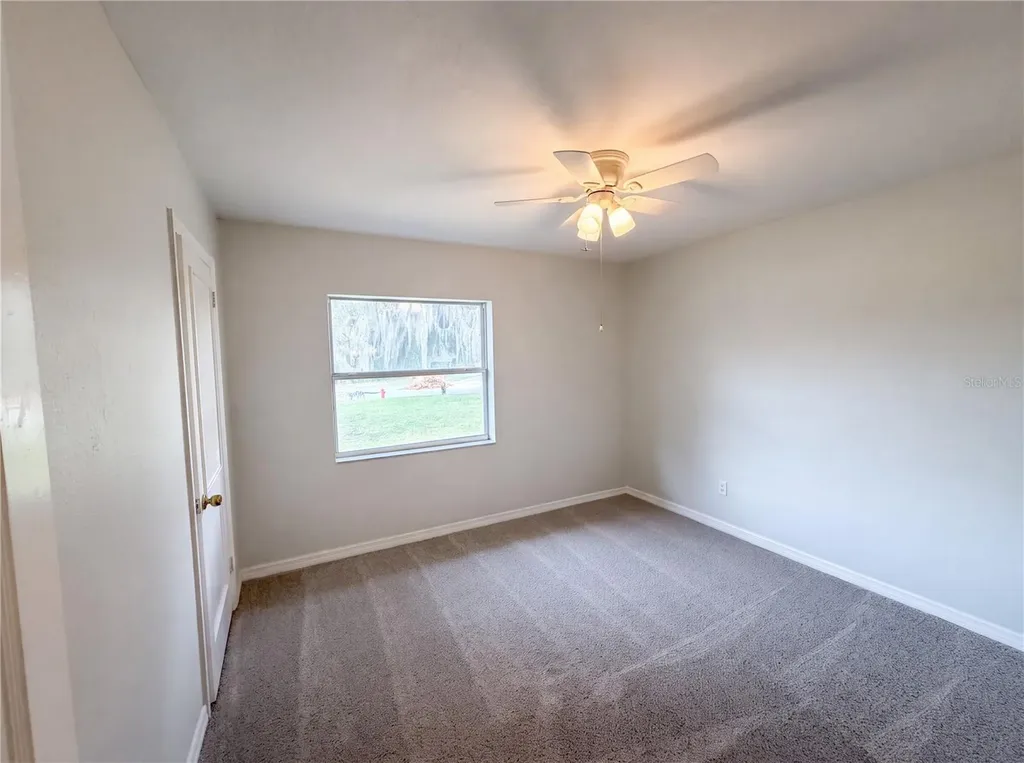 900 Oak Drive Leesburg FL 34748