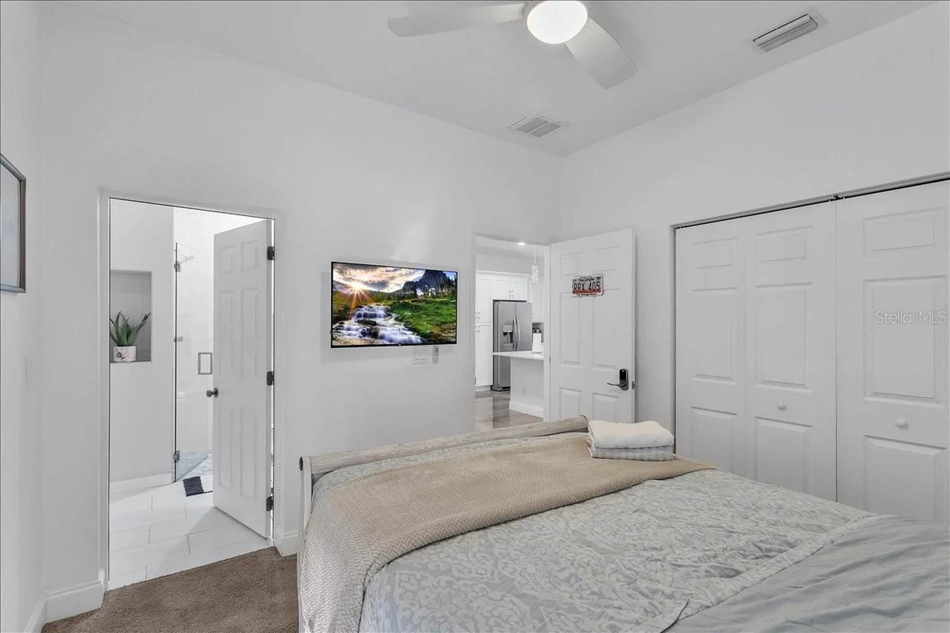 2402 W Fig Street Tampa FL 33609