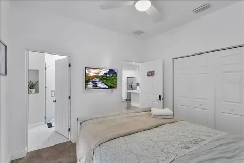 2402 W Fig Street Tampa FL 33609