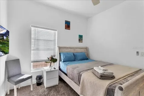 2402 W Fig Street Tampa FL 33609