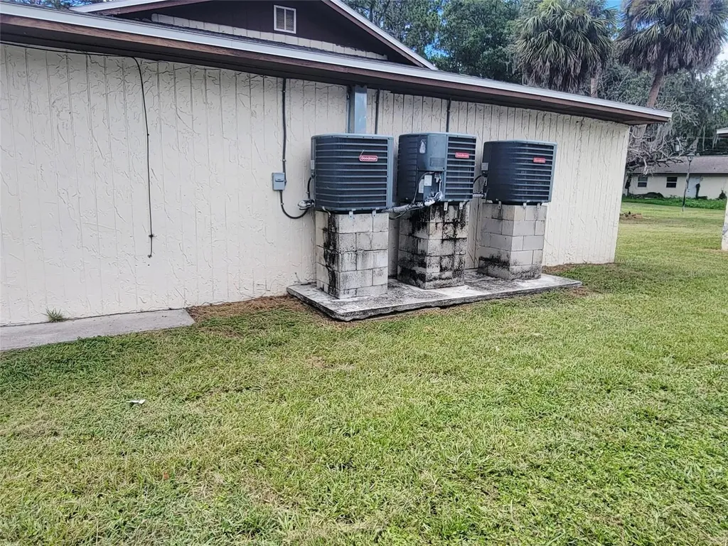 753 NE 9th Street Crystal River FL 34428