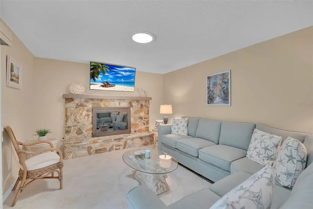 732 S Gondola Drive Venice FL 34293