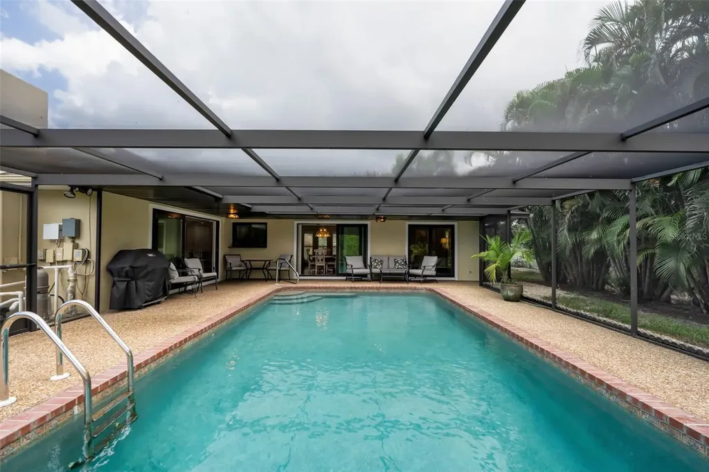 732 S Gondola Drive Venice FL 34293