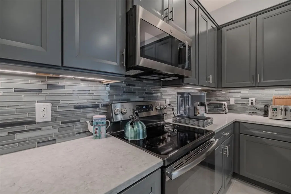 4905 Sandy Glen Way Wimauma FL 33598