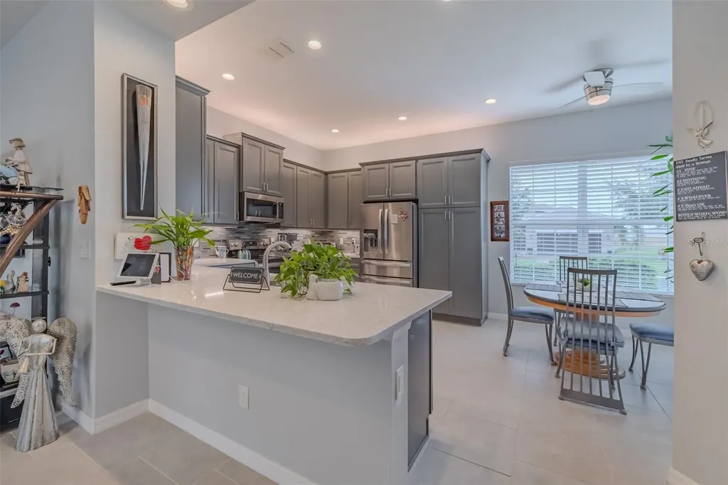 4905 Sandy Glen Way Wimauma FL 33598