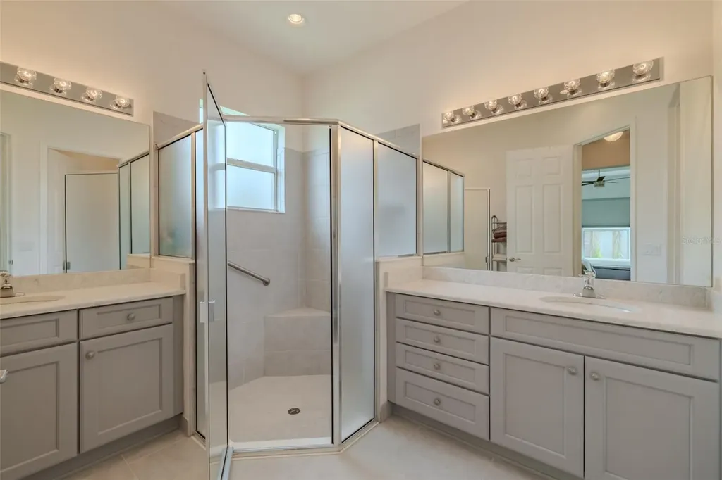 4905 Sandy Glen Way Wimauma FL 33598