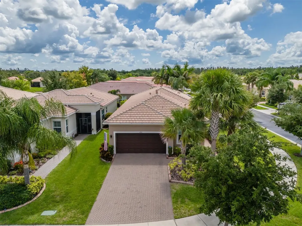 4905 Sandy Glen Way Wimauma FL 33598