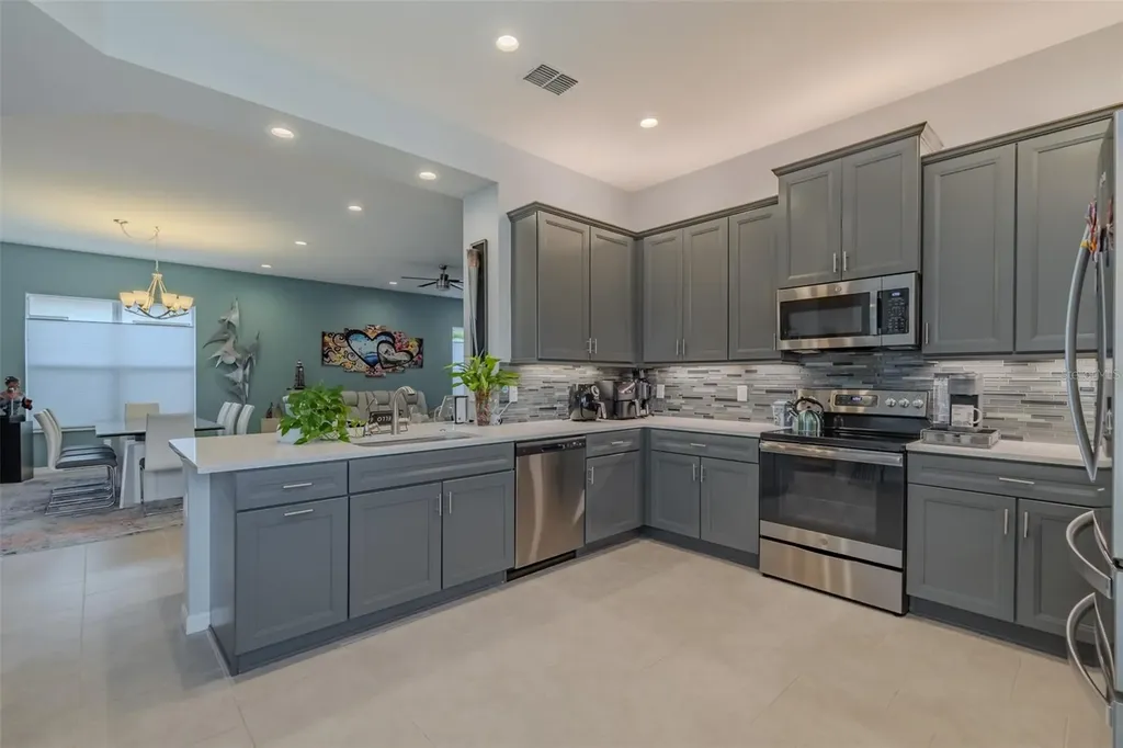 4905 Sandy Glen Way Wimauma FL 33598