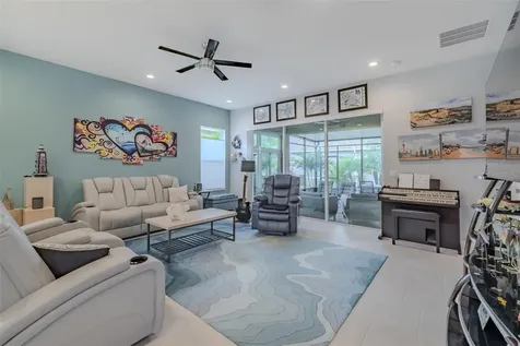 4905 Sandy Glen Way Wimauma FL 33598