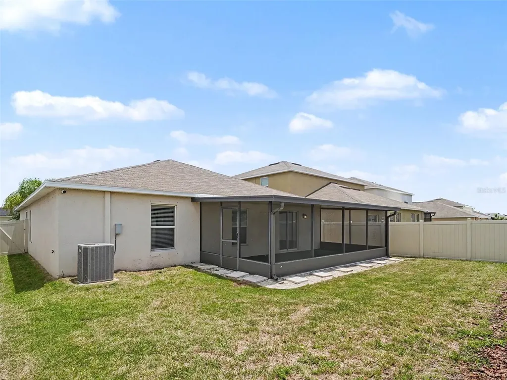 16803 Peaceful Valley Drive Wimauma FL 33598