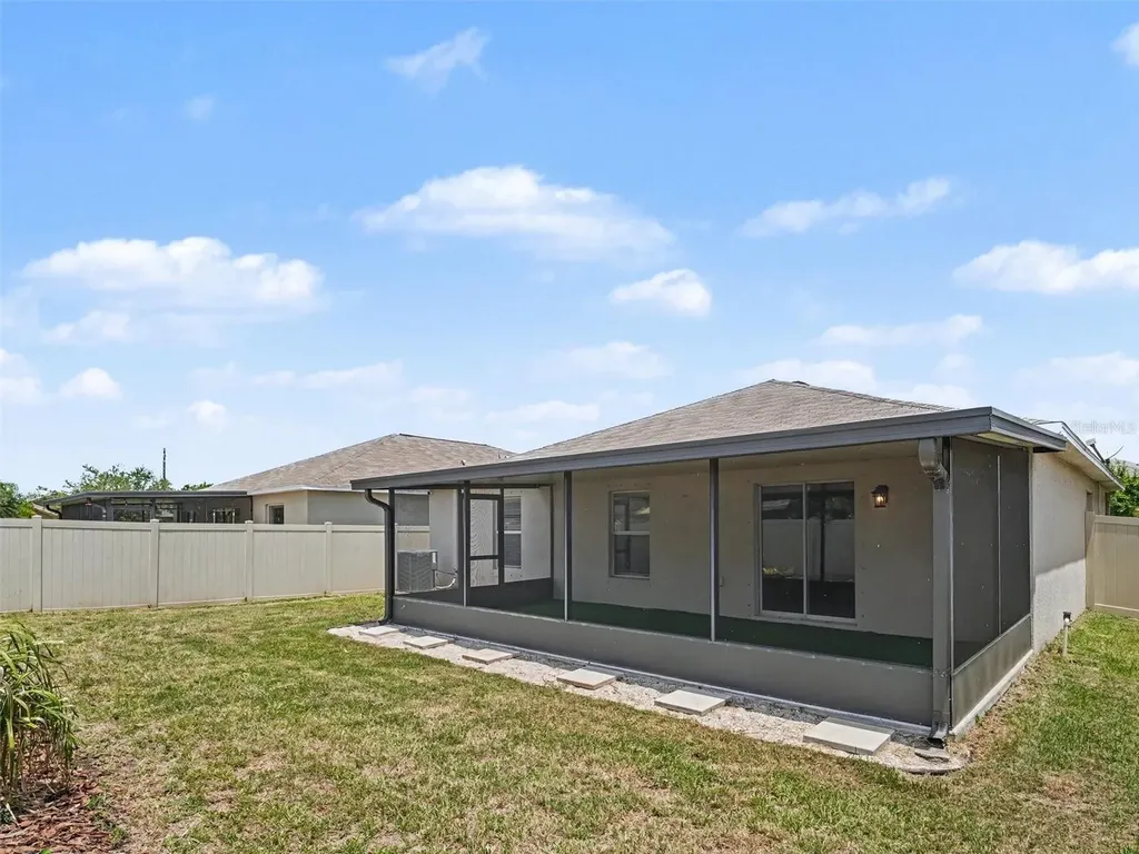 16803 Peaceful Valley Drive Wimauma FL 33598