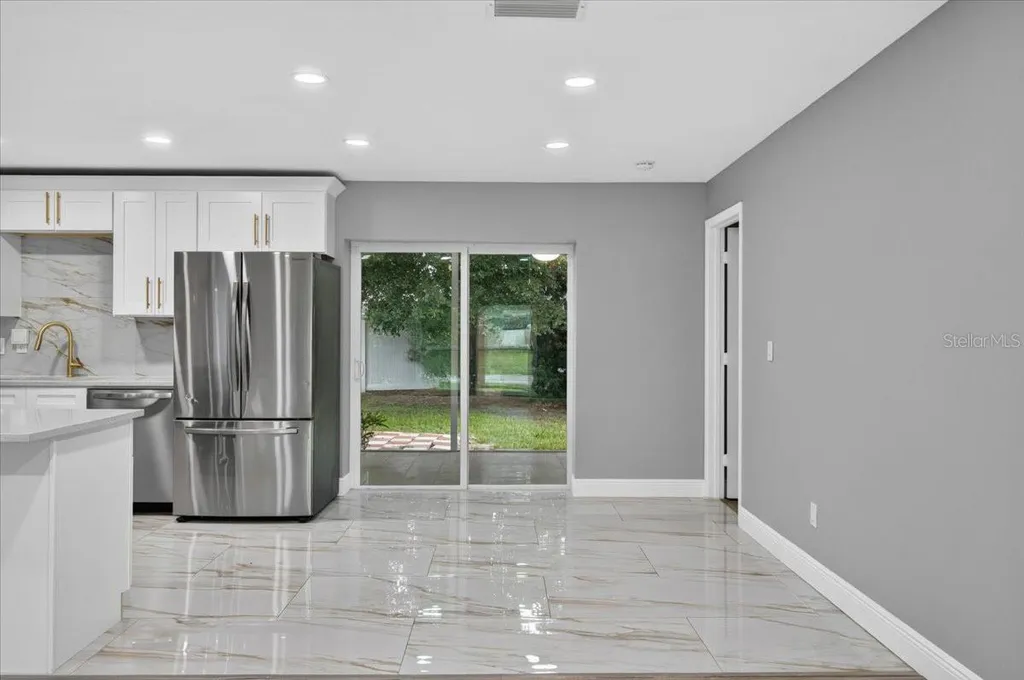 2964 Meadow Oak Drive S Clearwater FL 33761