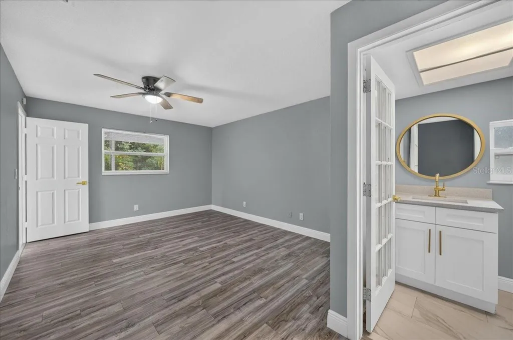 2964 Meadow Oak Drive S Clearwater FL 33761