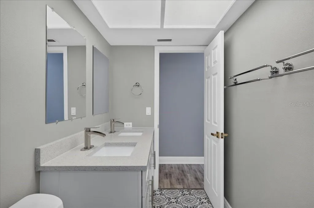2964 Meadow Oak Drive S Clearwater FL 33761