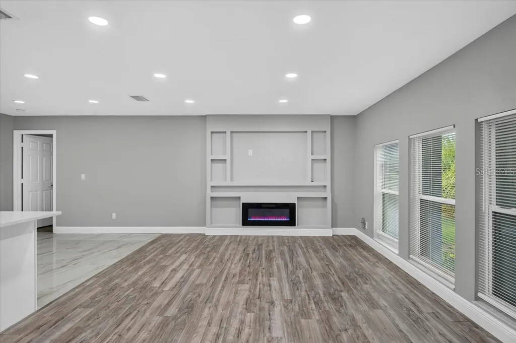 2964 Meadow Oak Drive S Clearwater FL 33761