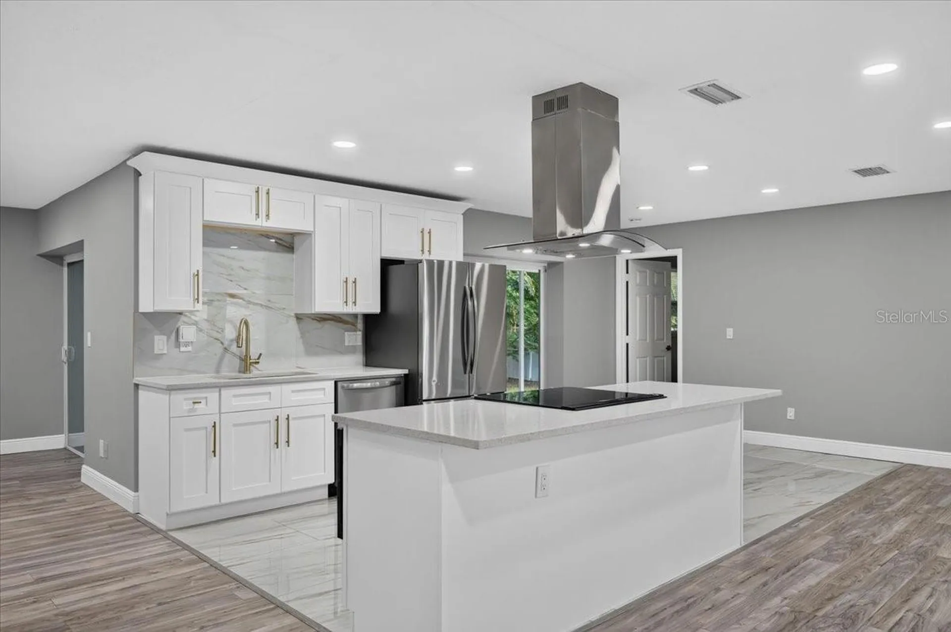 2964 Meadow Oak Drive S Clearwater FL 33761