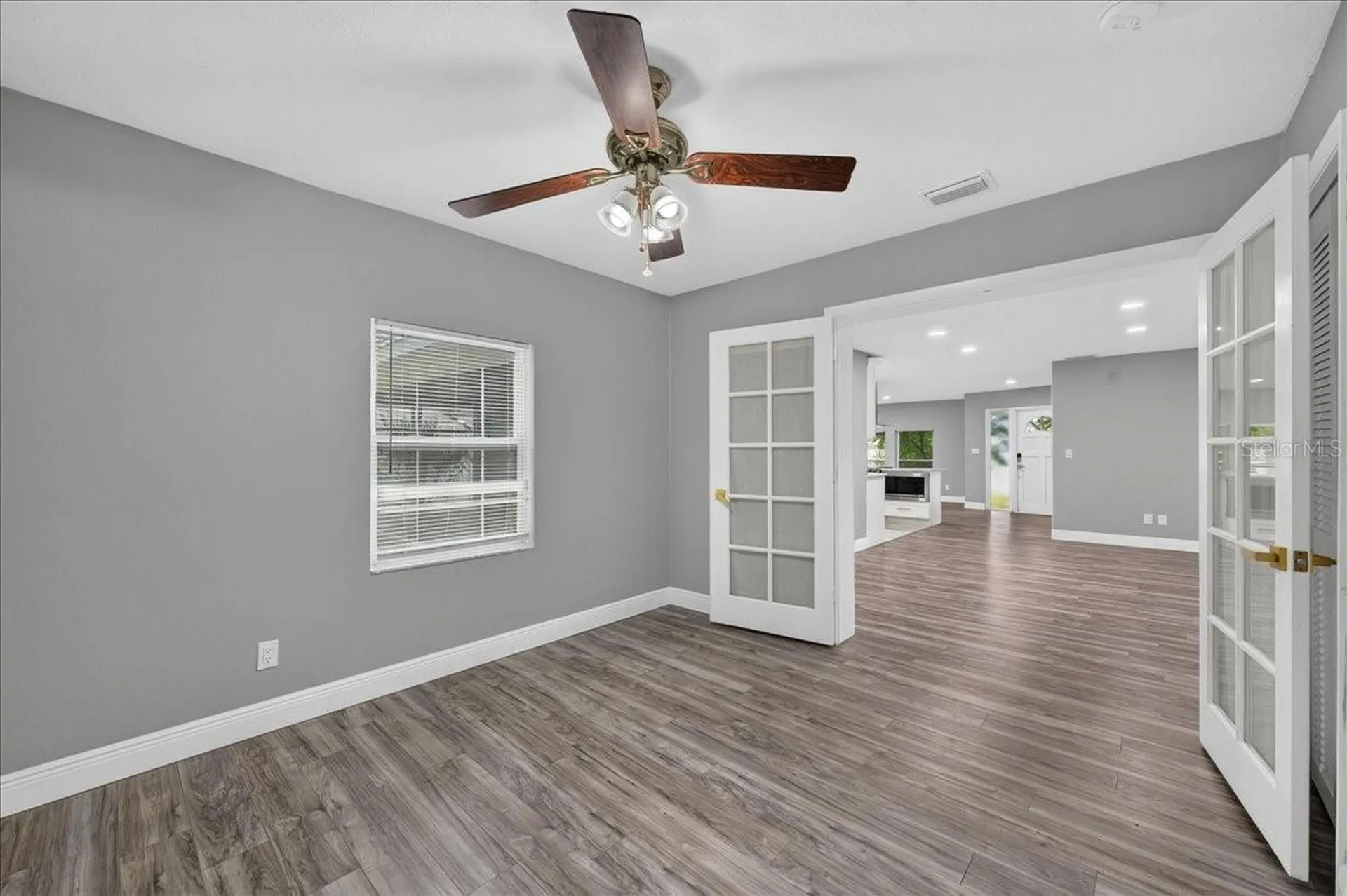 2964 Meadow Oak Drive S Clearwater FL 33761
