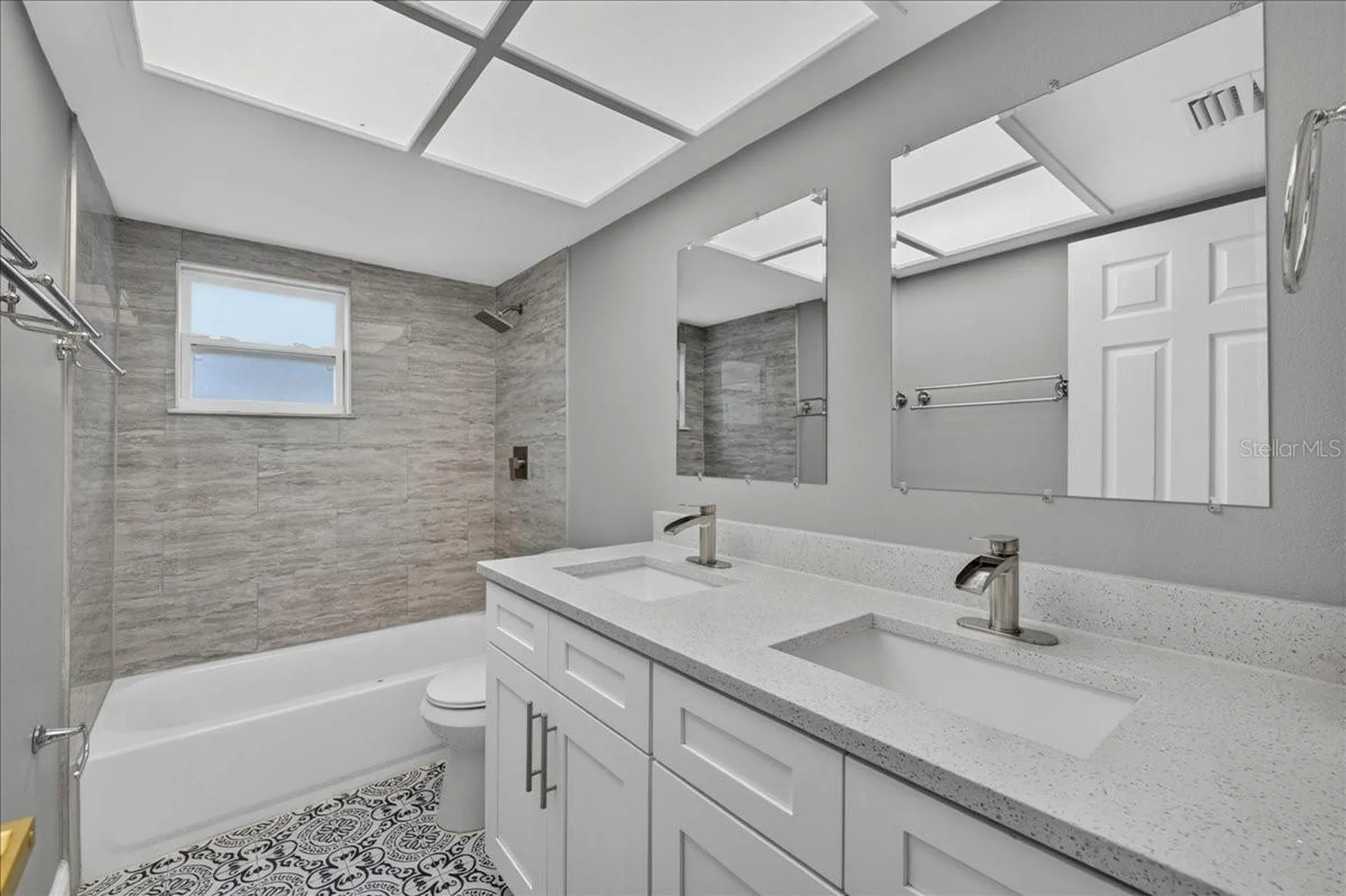 2964 Meadow Oak Drive S Clearwater FL 33761