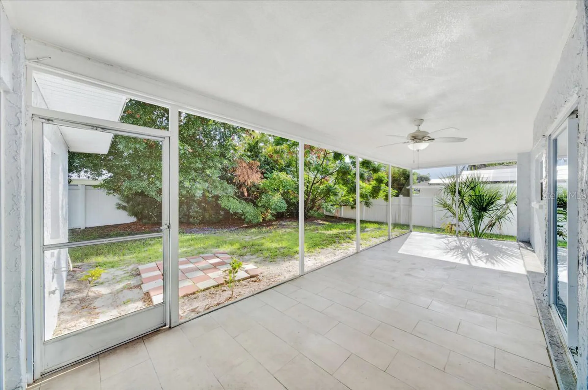 2964 Meadow Oak Drive S Clearwater FL 33761