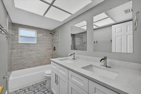 2964 Meadow Oak Drive S Clearwater FL 33761