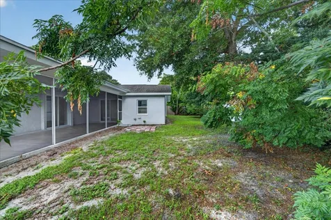 2964 Meadow Oak Drive S Clearwater FL 33761