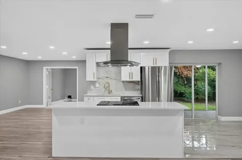 2964 Meadow Oak Drive S Clearwater FL 33761
