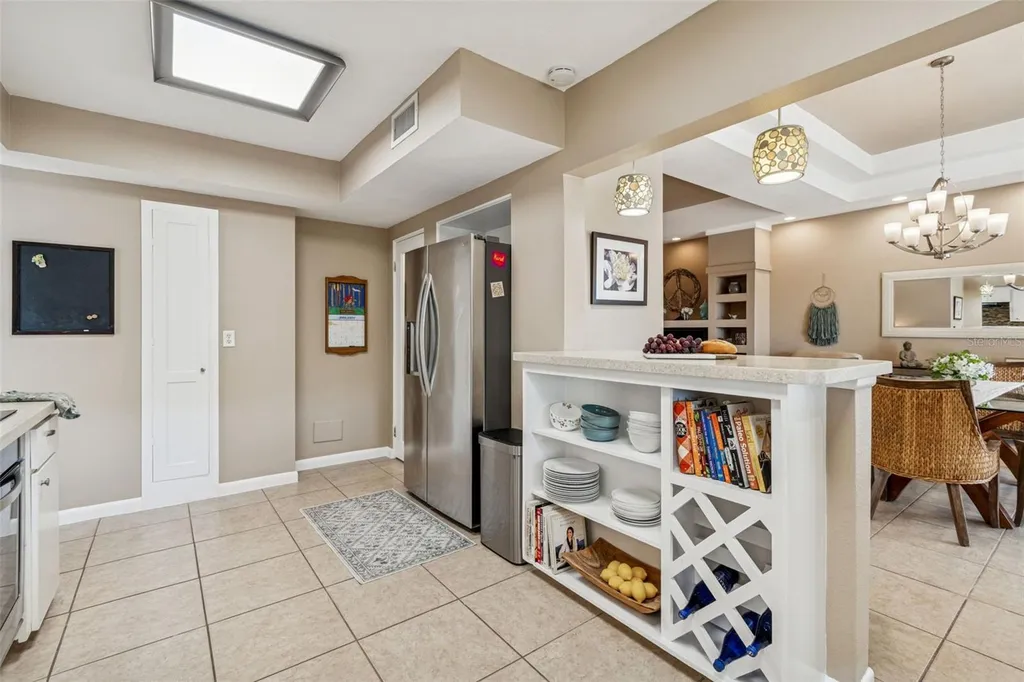 618 Whitfield Avenue Sarasota FL 34243