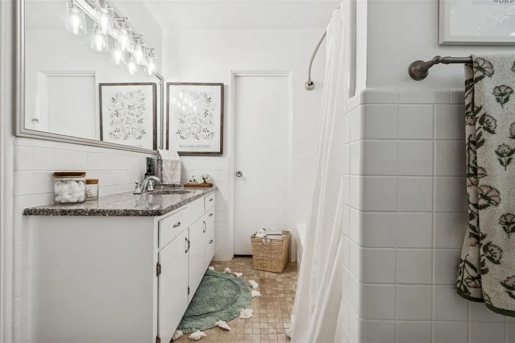 618 Whitfield Avenue Sarasota FL 34243