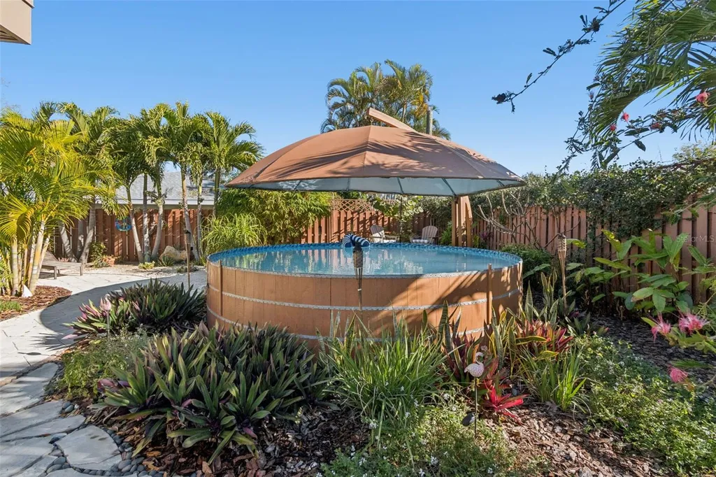 618 Whitfield Avenue Sarasota FL 34243