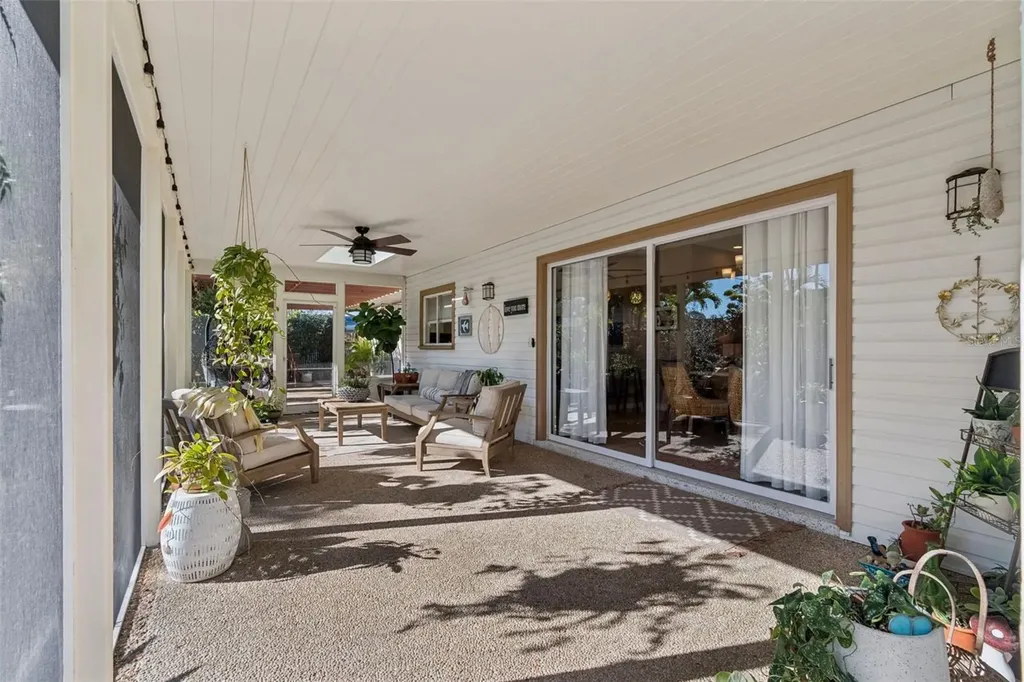 618 Whitfield Avenue Sarasota FL 34243