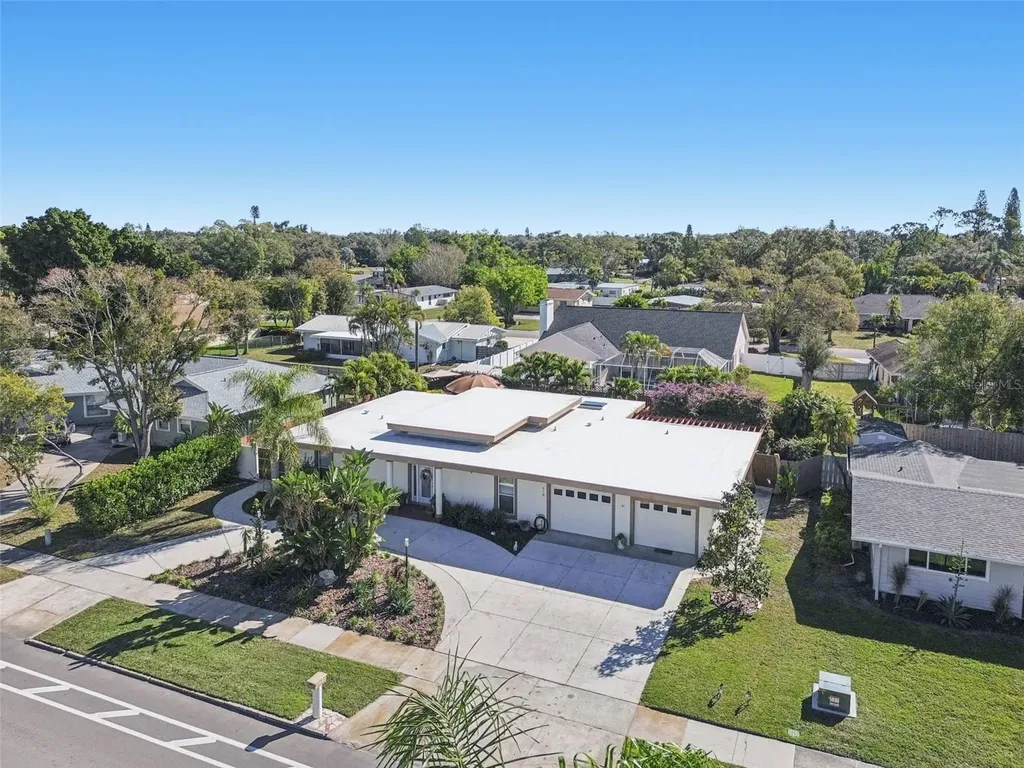 618 Whitfield Avenue Sarasota FL 34243