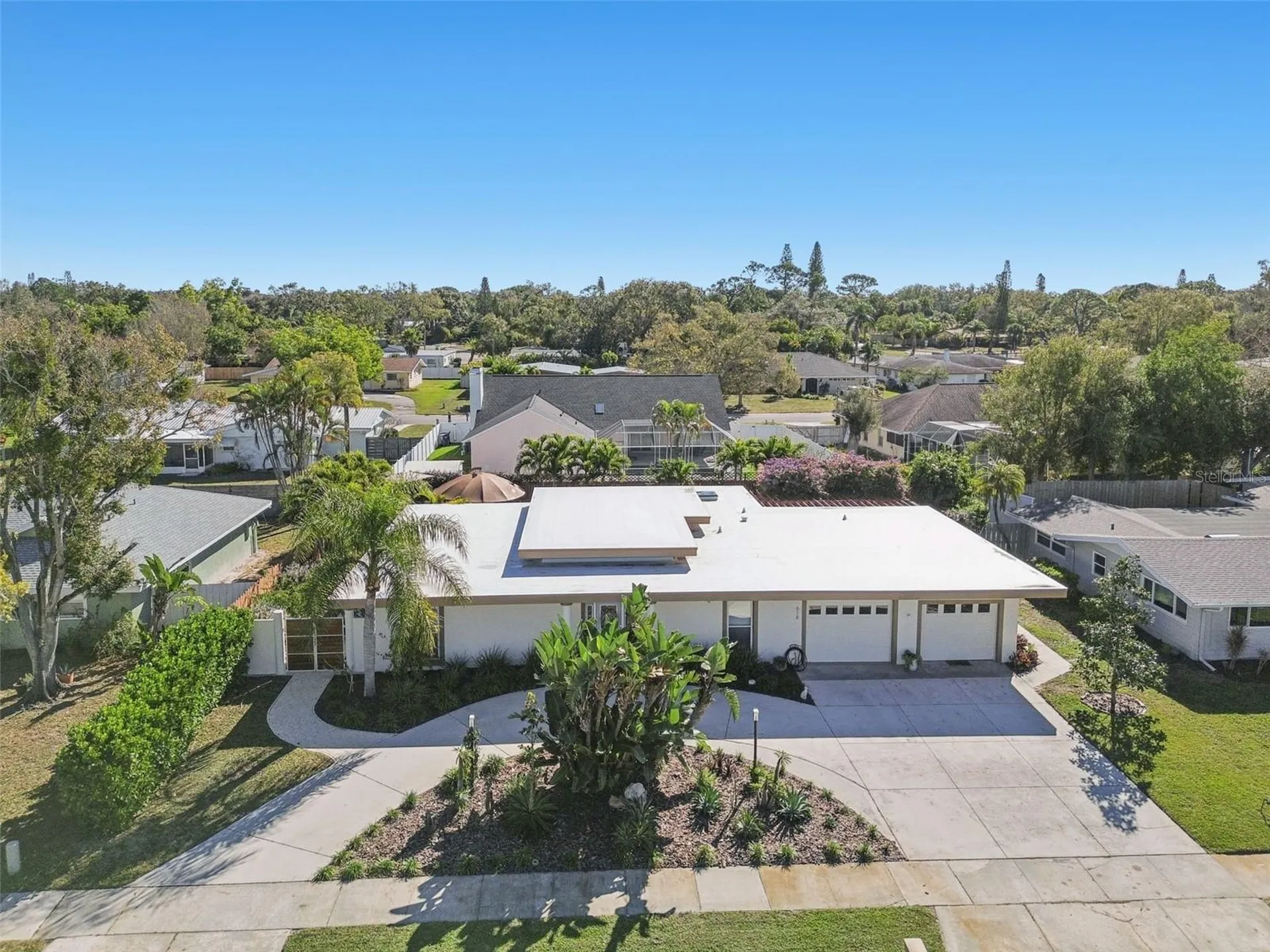 618 Whitfield Avenue Sarasota FL 34243