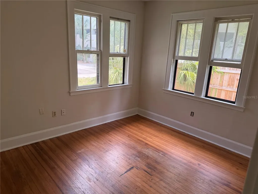 1555 7th Street Sarasota FL 34236