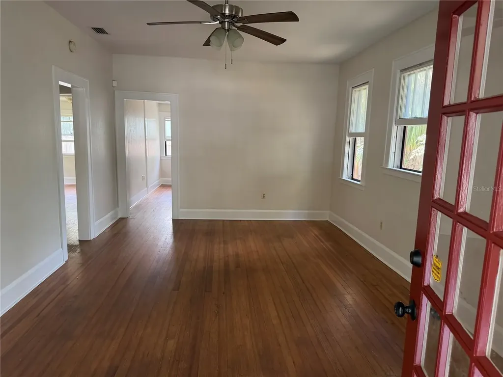 1555 7th Street Sarasota FL 34236