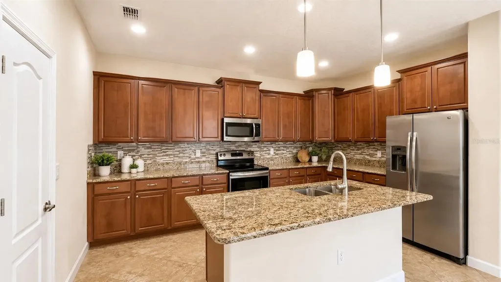 5230 Cortland Drive Davenport FL 33837